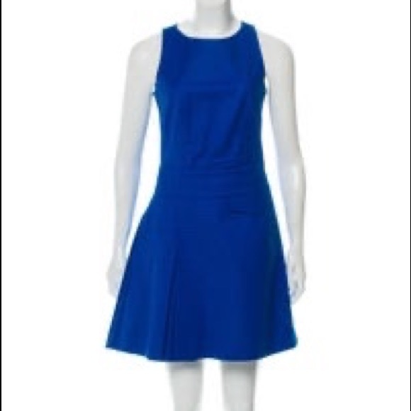 Derek Lam Dresses & Skirts - EUC DEREK LAM 10 CROSBY SLEEVELESS DRESS. PLEATED.